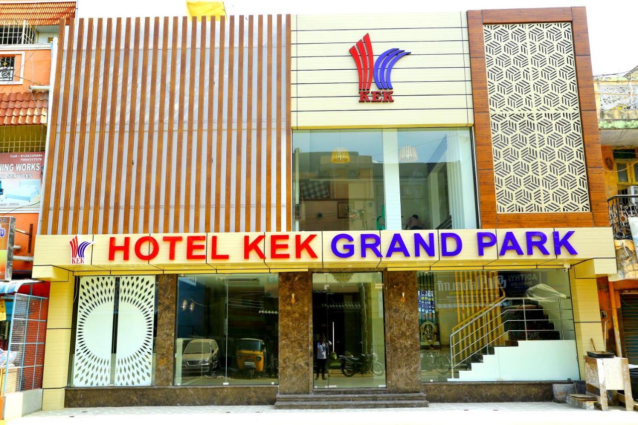 Hotel Kek Grand Park Ченай Екстериор снимка